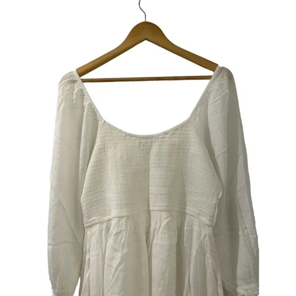 (Sold)HOLLISTER White LONG-SLEEVE CHANNELED BUILT-IN SHORTS DRESS Large NWT - Picture 9 of 14